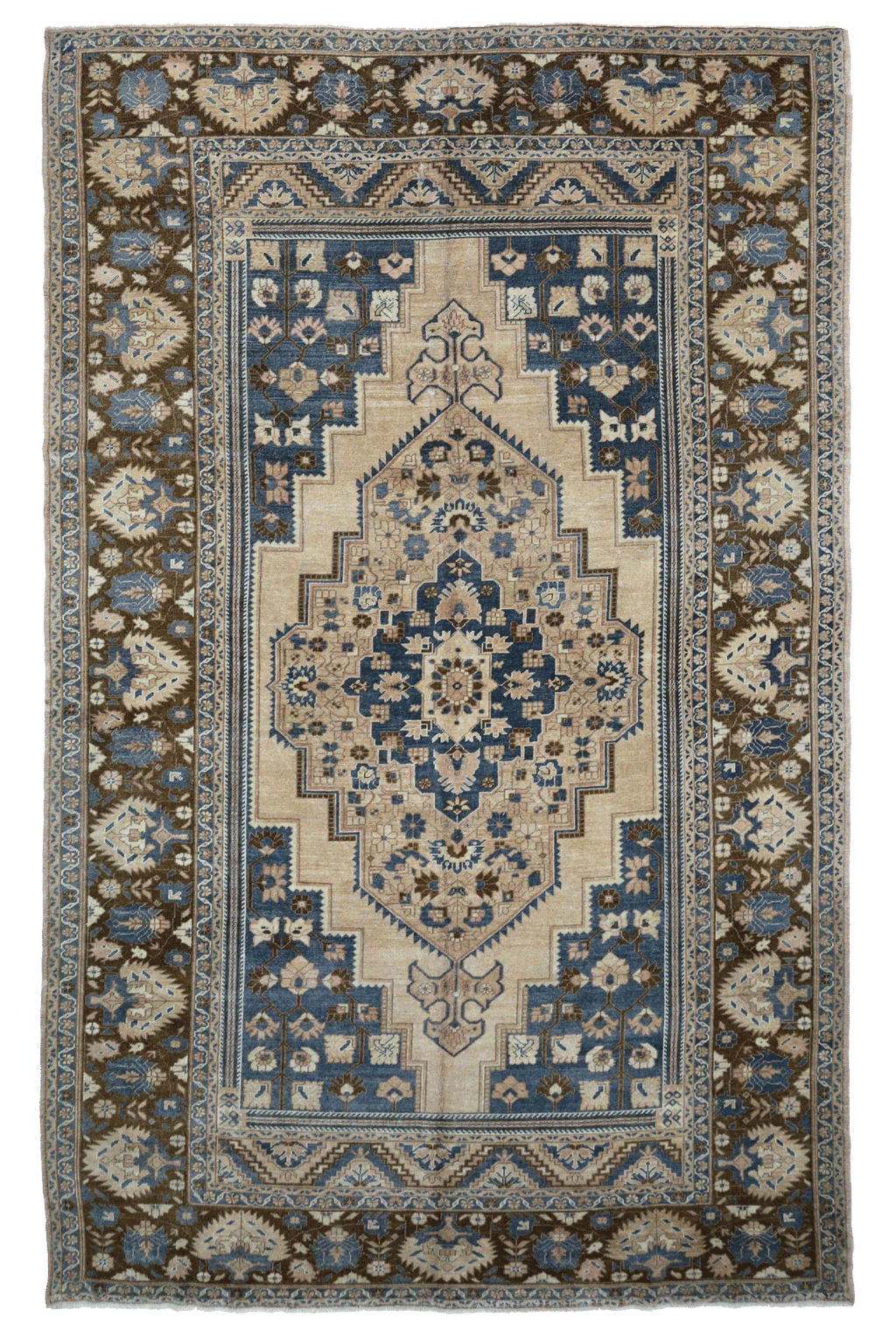 Antique Turkey Traditional Rug 93123