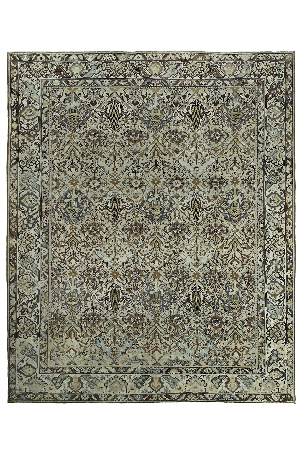 Antique Persian Bakhtiar Traditional Rug 97559