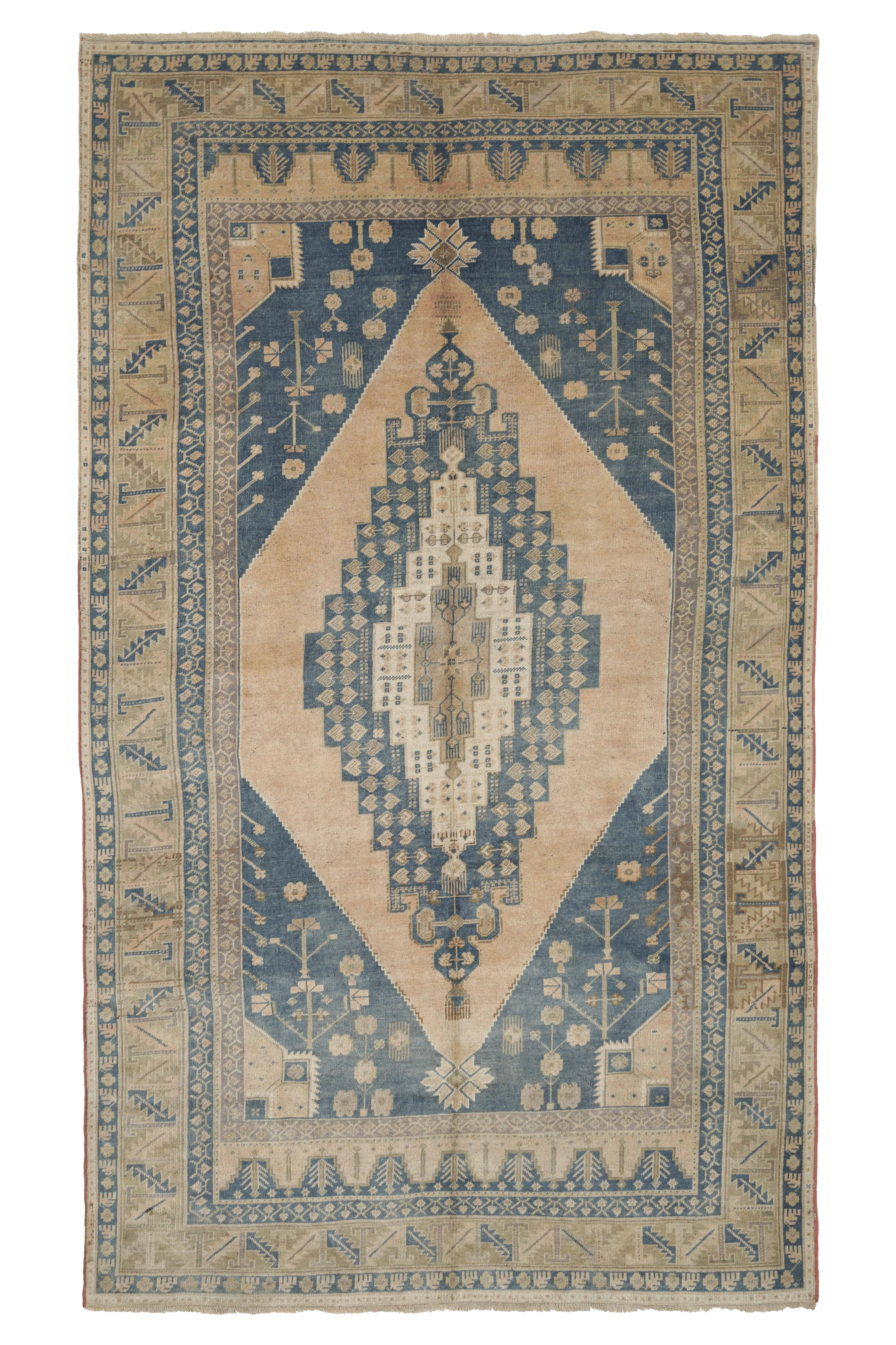 Antique Turkey Traditional Rug 93073