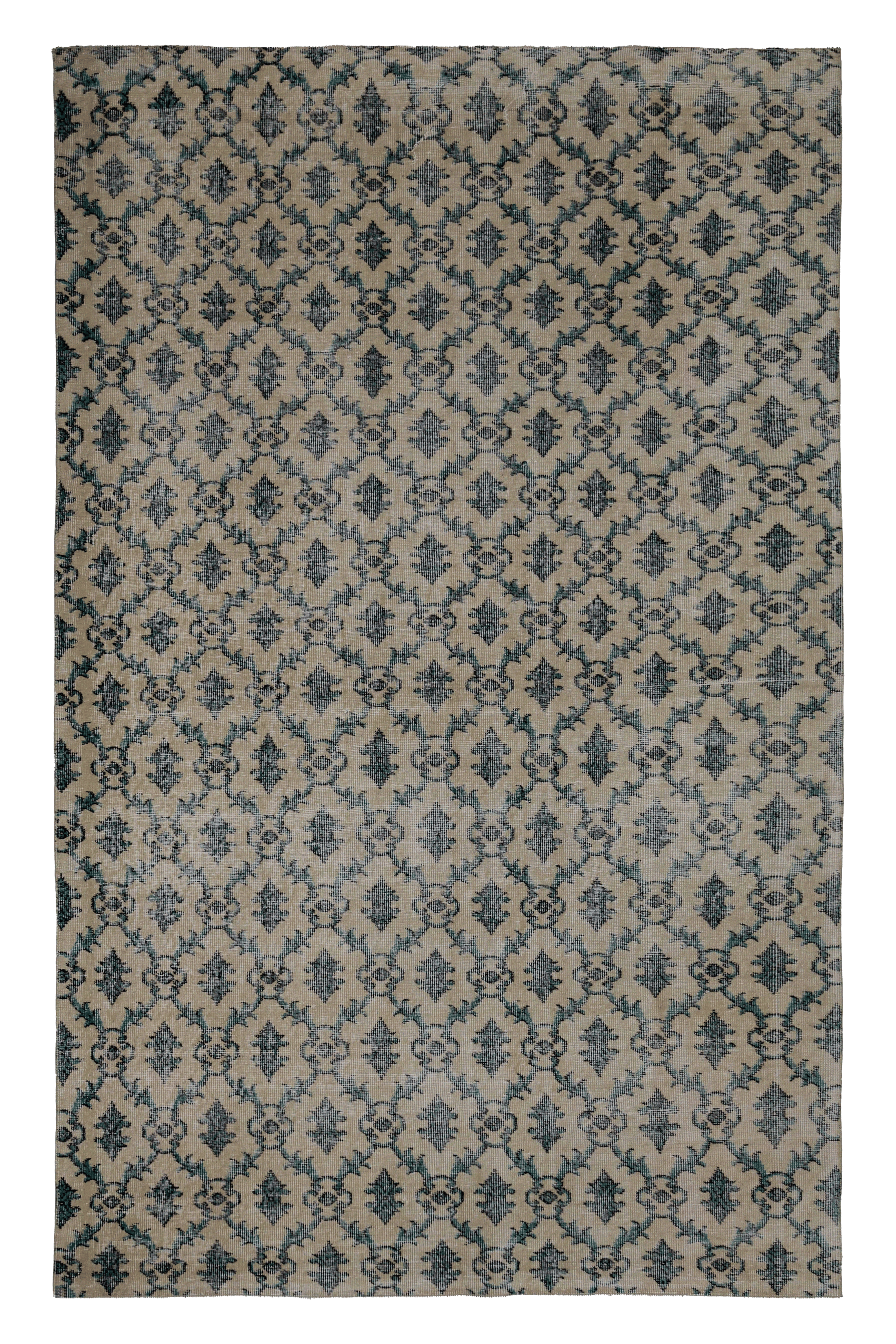 Antique Turkey Traditional Rug 93085