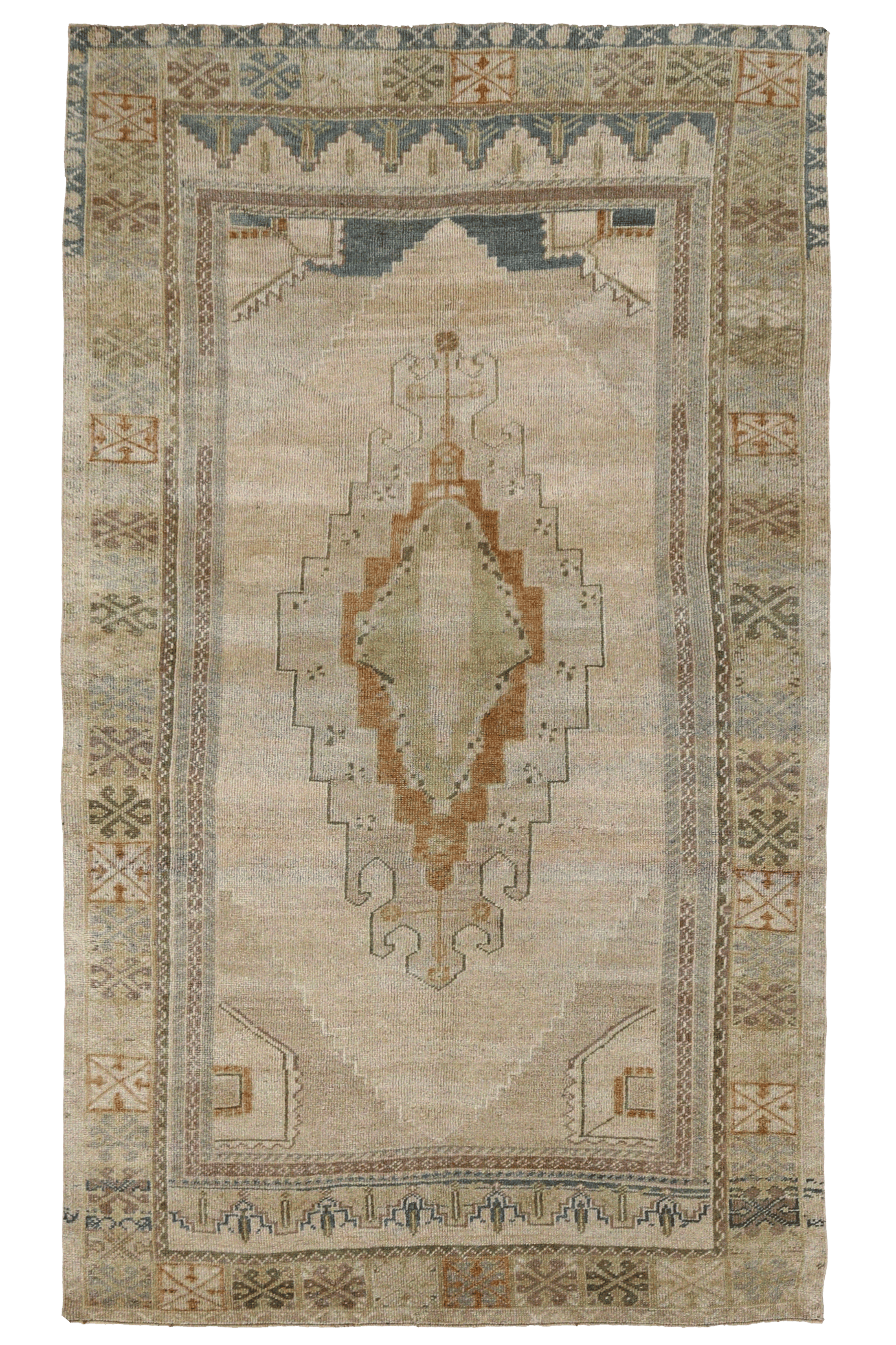 Antique Turkey Traditional Rug 93157