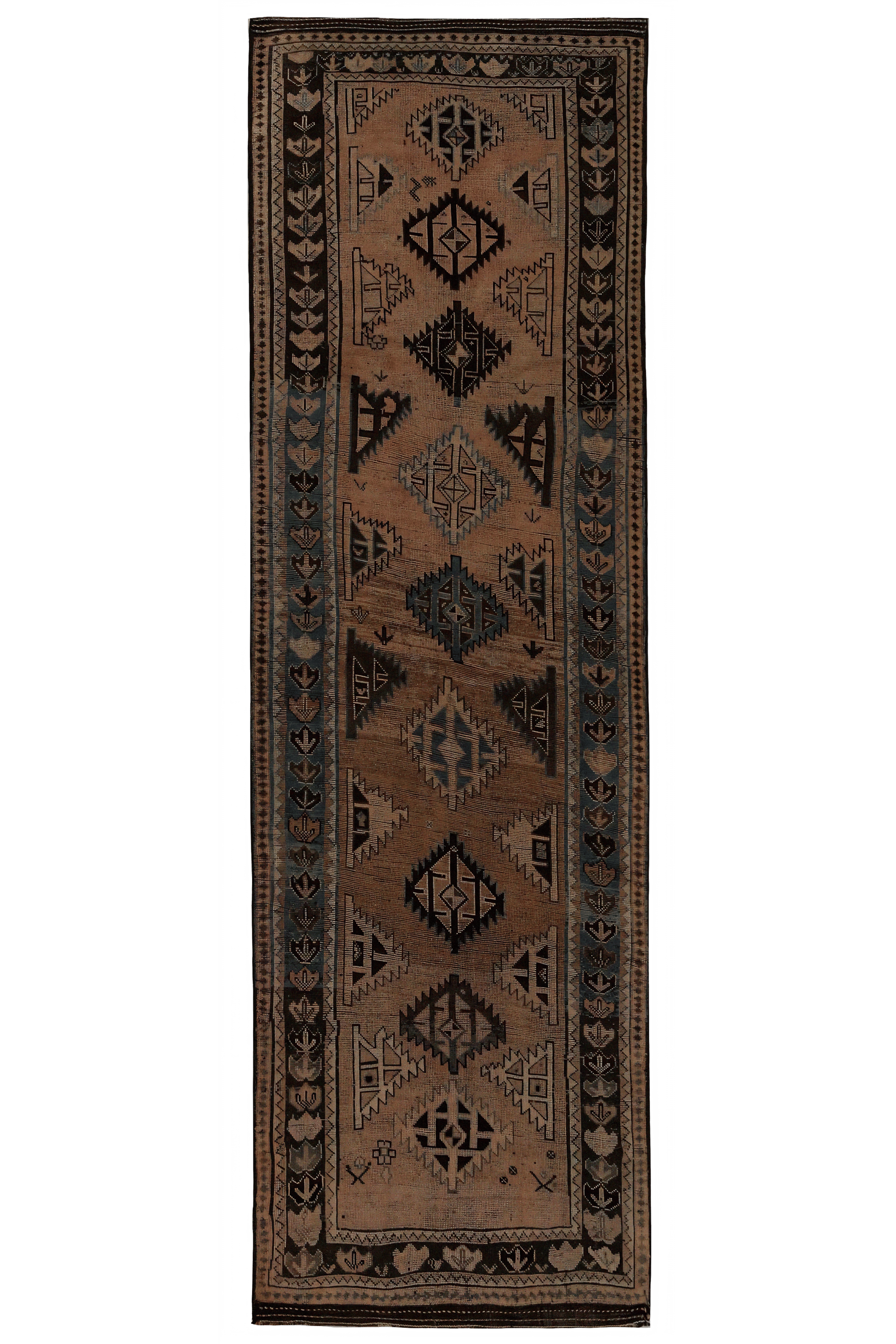 Persian Shiraz Traditional Rug 97139